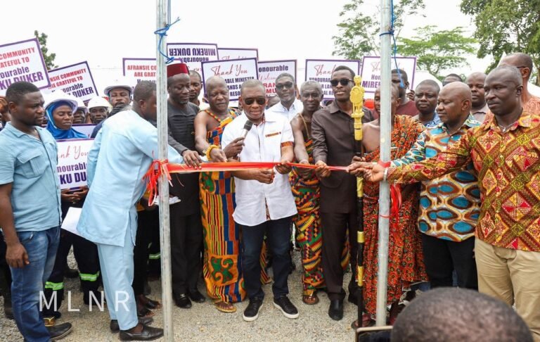 George Mireku Duker cuts tape to launch the CSM at Afransie