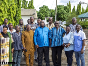 Joe Ghartey with the NPP delegates