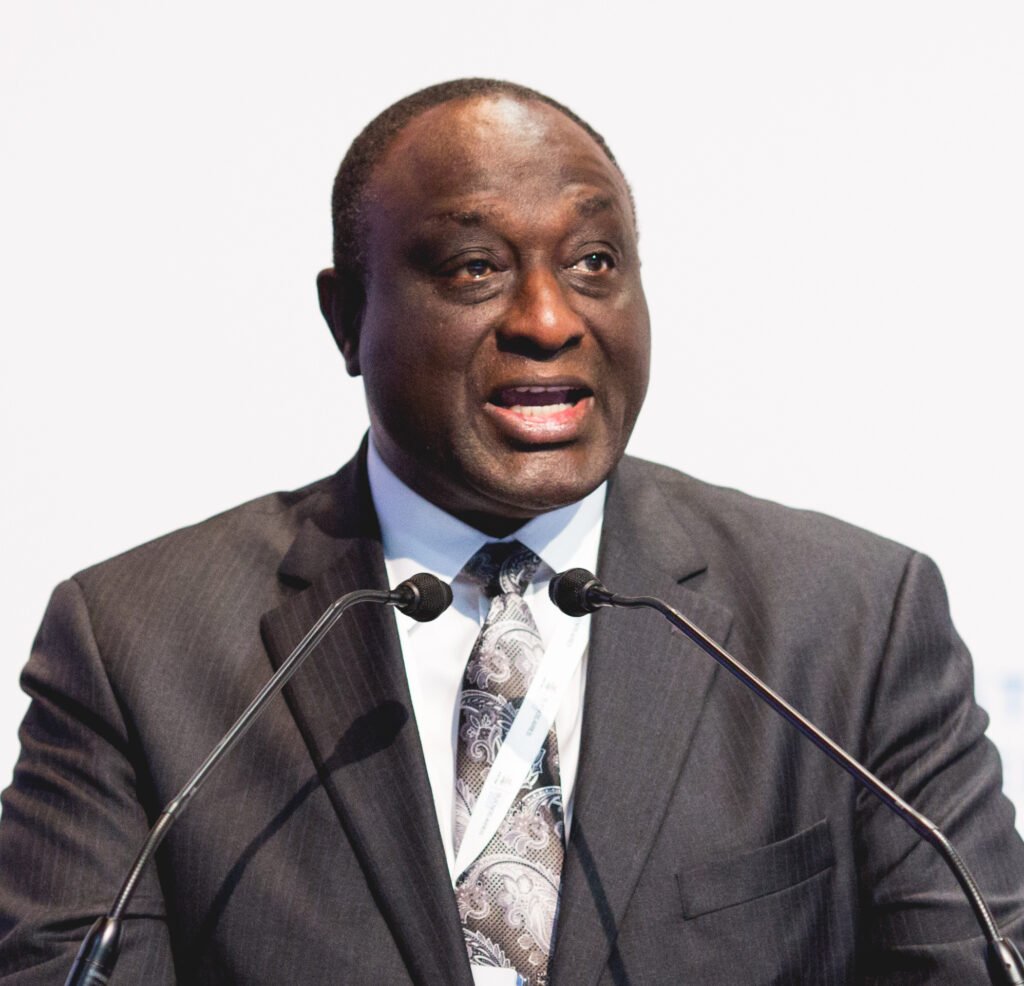 Plenary session, 12 December morning