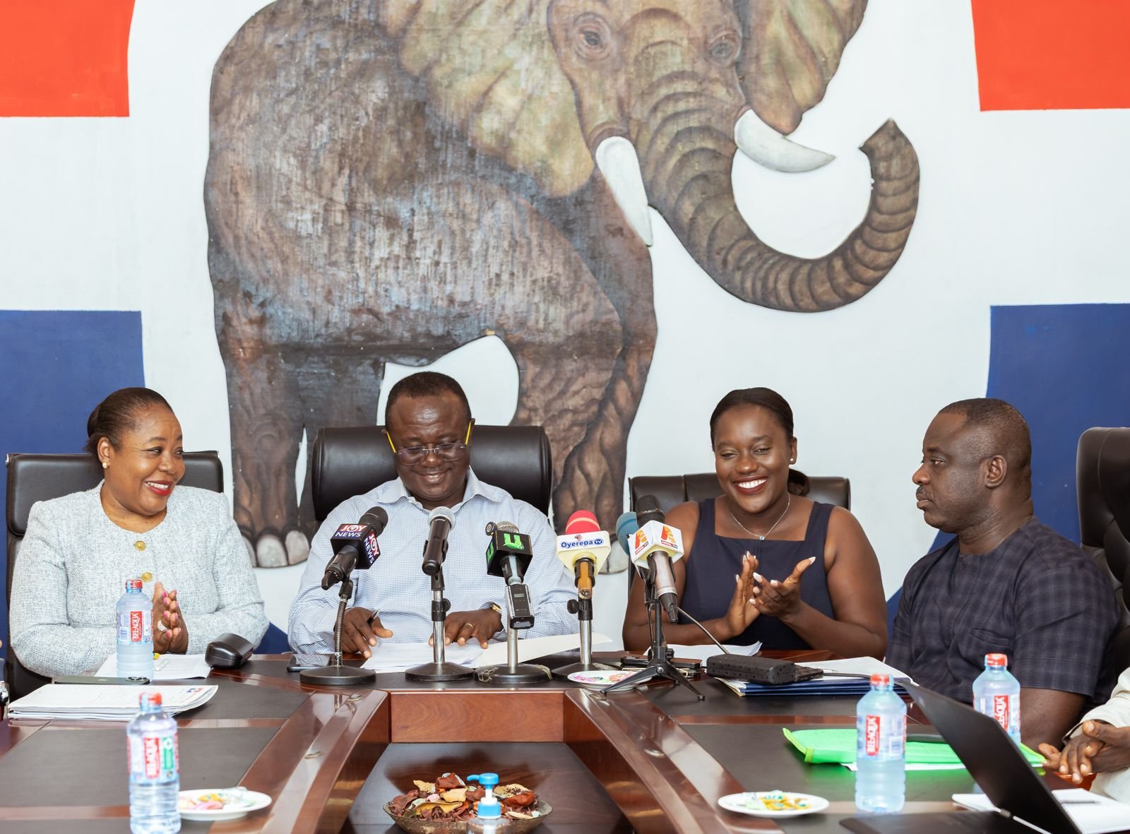 43ffea23aeb748d6b2d491c6cfb8d8fc